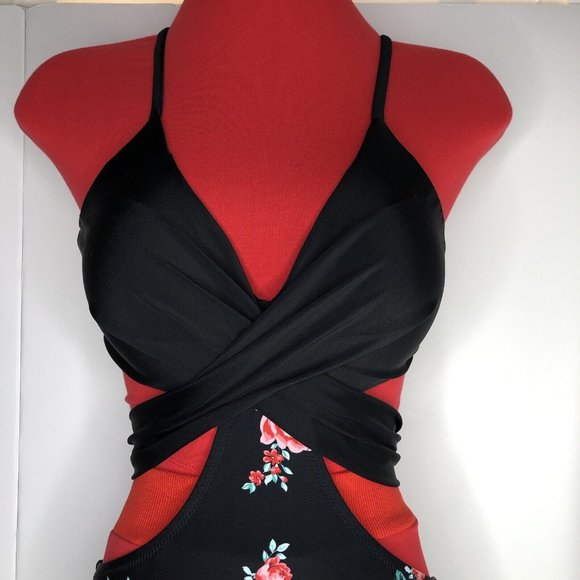 NWT CUPSHE Black Floral Wrap Cutout 1 Piece Bathing Suit Swimsuit Sz S Tie Back - Picture 7 of 14